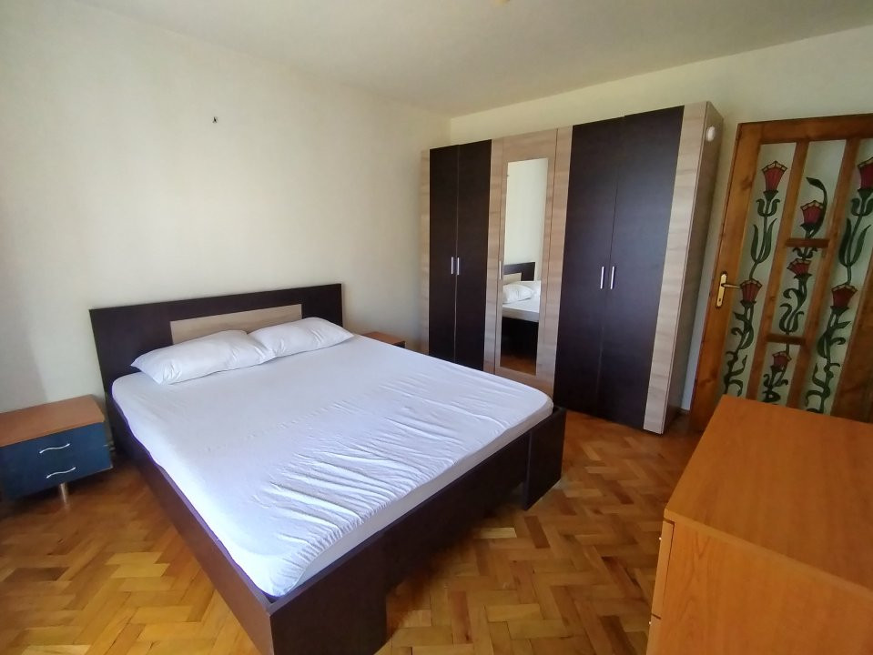 Apartament cu 3 camere de inchiriat in Timisoara, zona Lidia 4, foxfort.ro