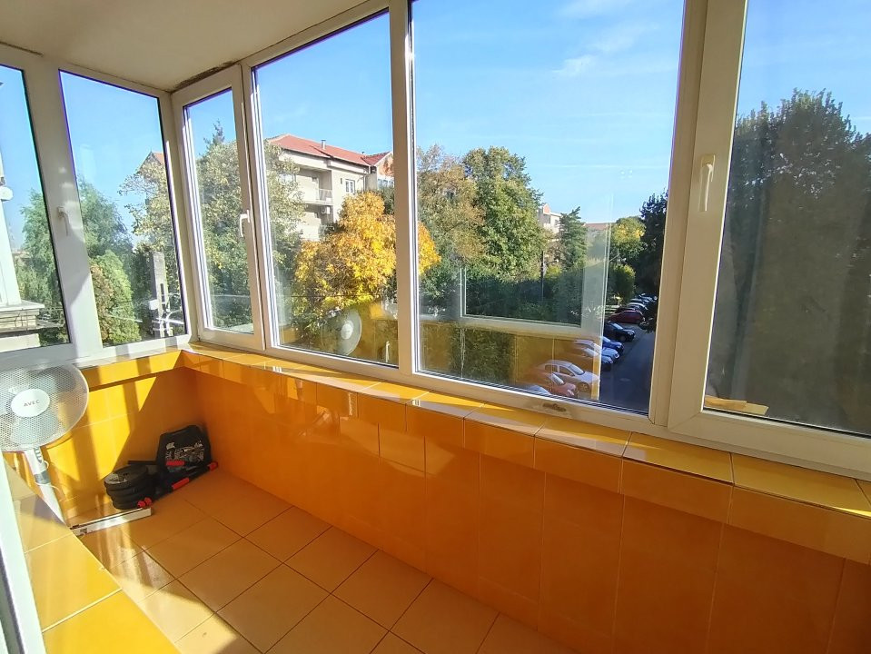 Apartament cu 3 camere de inchiriat in Timisoara, zona Lidia 8, foxfort.ro