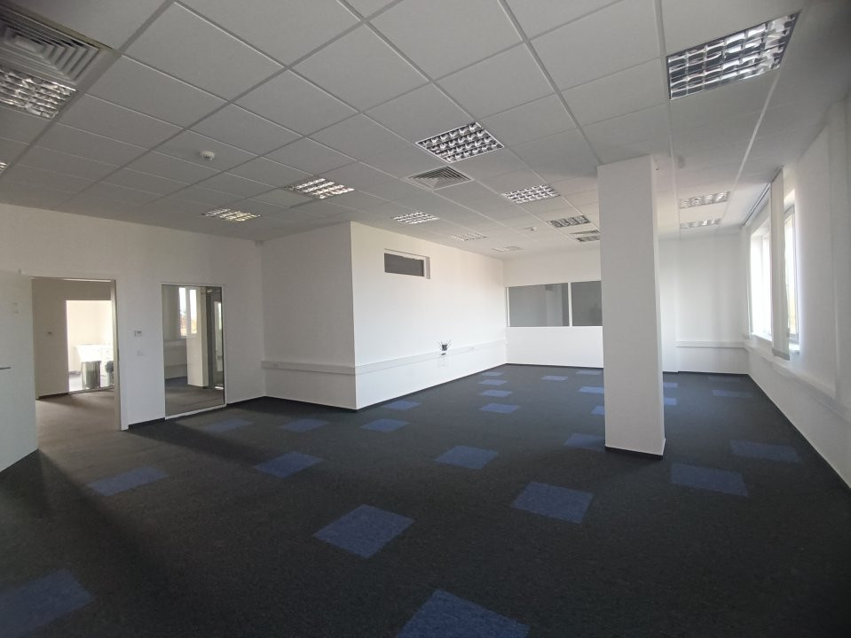 Spatiu de birouri 760 mp de inchiriat, zona Spitalul Judetean 11, foxfort.ro