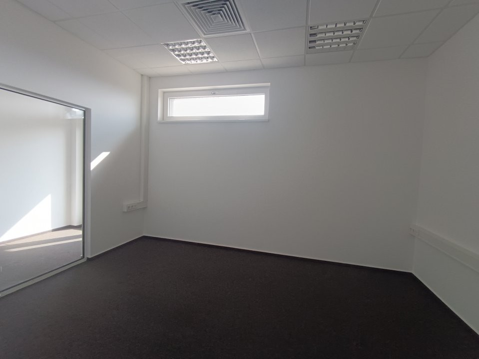 Spatiu de birouri 760 mp de inchiriat, zona Spitalul Judetean 12, foxfort.ro