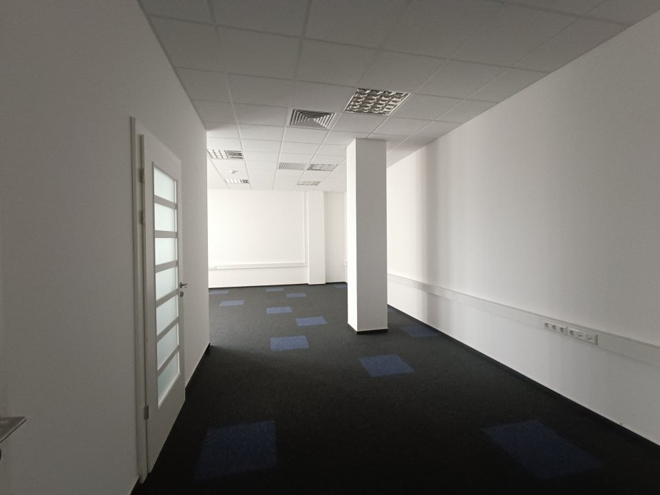 Spatiu de birouri 760 mp de inchiriat, zona Spitalul Judetean 14, foxfort.ro
