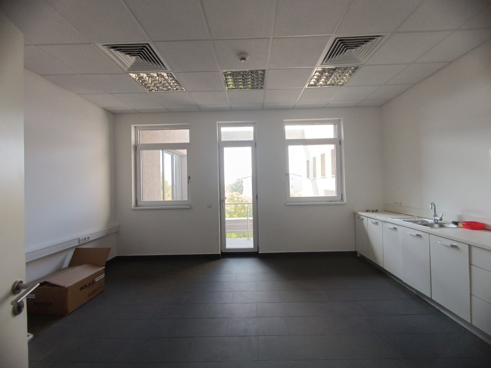 Spatiu de birouri 760 mp de inchiriat, zona Spitalul Judetean 17, foxfort.ro