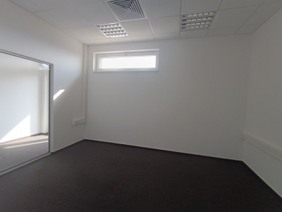 Spatiu de birouri 760 mp de inchiriat, zona Spitalul Judetean imagine mica 12, foxfort.ro
