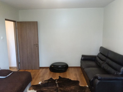 Apartament de vanzare cu 2 camere la etajul 3, zona Sagului imagine mica 2, foxfort.ro