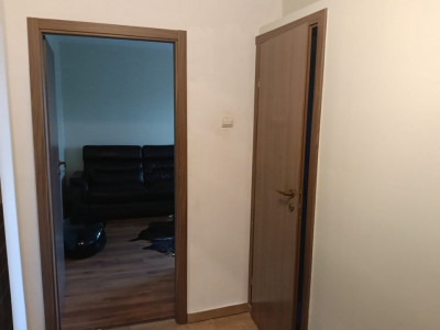 Apartament de vanzare cu 2 camere la etajul 3, zona Sagului imagine mica 14, foxfort.ro