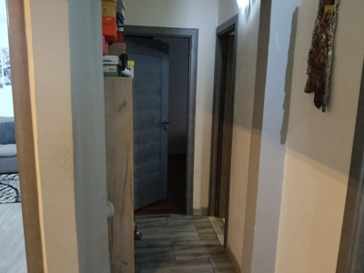 Apartament cu 3 camere parter, zona Spitalul Judetean imagine mica 8, foxfort.ro