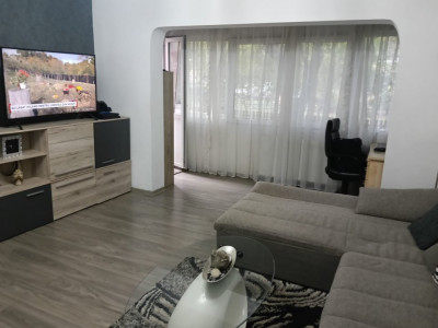 Apartament cu 3 camere parter, zona Spitalul Judetean imagine mica 10, foxfort.ro