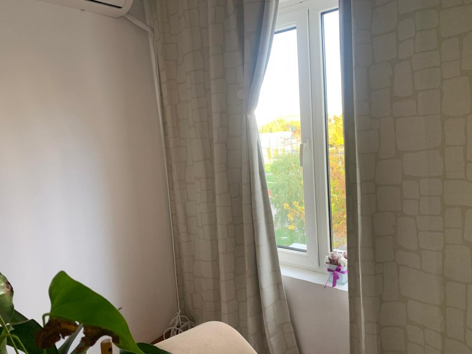 Apartament de vanzare cu 3 camere si 2 bai, etaj 2, zona Lipovei 14, foxfort.ro