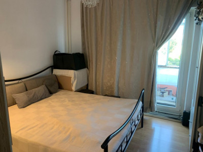 Apartament de vanzare cu 3 camere si 2 bai, etaj 2, zona Lipovei imagine mica 10, foxfort.ro