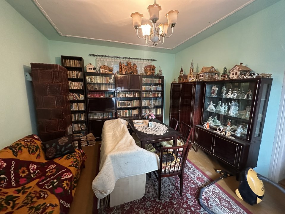 Casa individuala cu 3 camere si teren de 1577 mp, Bucovat central  13, foxfort.ro