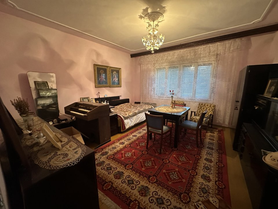 Casa individuala cu 3 camere si teren de 1577 mp, Bucovat central  15, foxfort.ro
