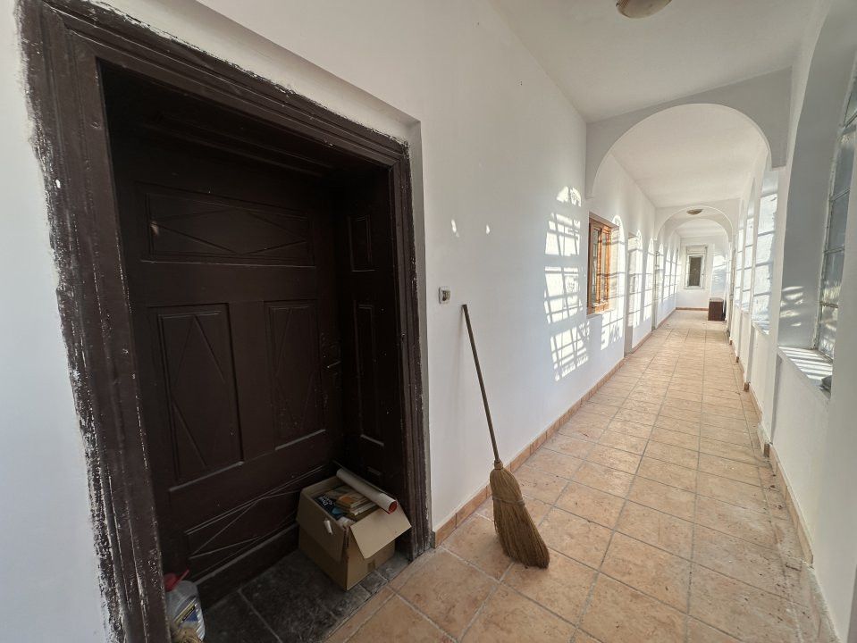 Casa individuala cu 3 camere si teren de 1577 mp, Bucovat central  21, foxfort.ro