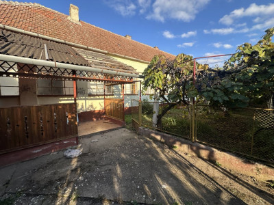Casa individuala cu 3 camere si teren de 1577 mp, Bucovat central imagine mica 2, foxfort.ro