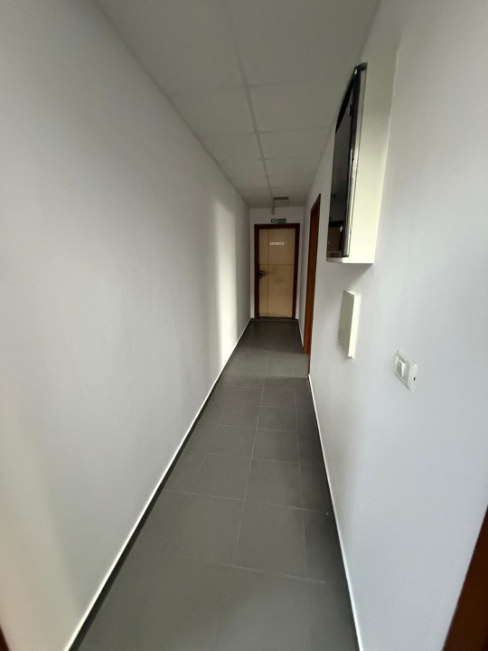 Hala industriala premium cu birouri moderne – 500 mp utili, Timisoara 18, foxfort.ro