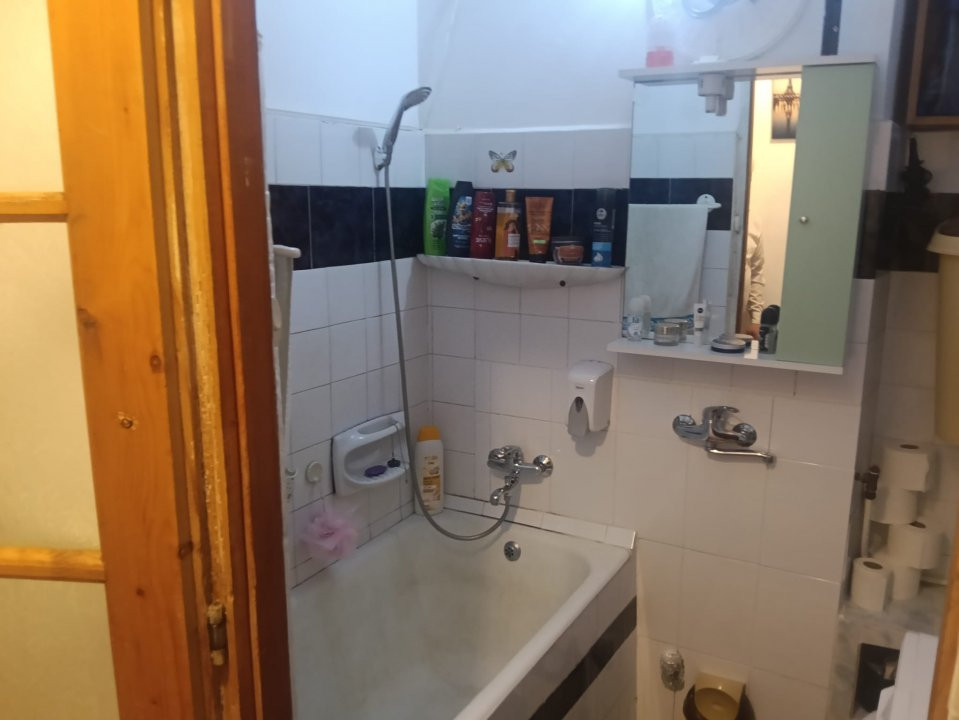 Apartament cu 2 camere de vanzare la etaj 4 zona Sagului 6, foxfort.ro