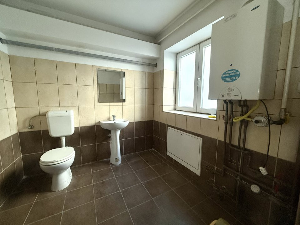 Spatiu comercial open space, 183 mp, in zona Simion Barnutiu 5, foxfort.ro