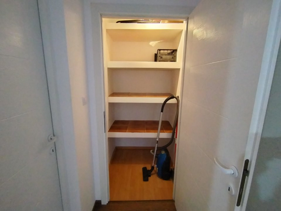 Apartament cu 3 camere de inchiriat in Timisoara, zona Sagului 9, foxfort.ro