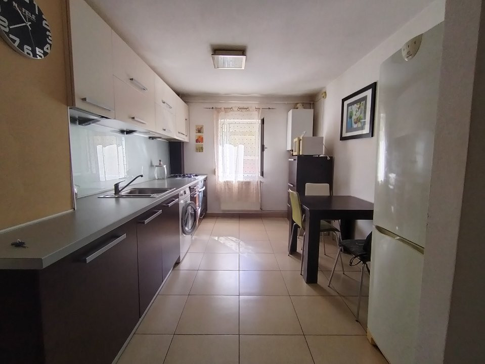 Apartament cu 3 camere de inchiriat in Timisoara, zona Timocului-Saguna 3, foxfort.ro