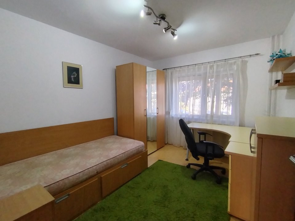 Apartament cu 3 camere de inchiriat in Timisoara, zona Timocului-Saguna 4, foxfort.ro