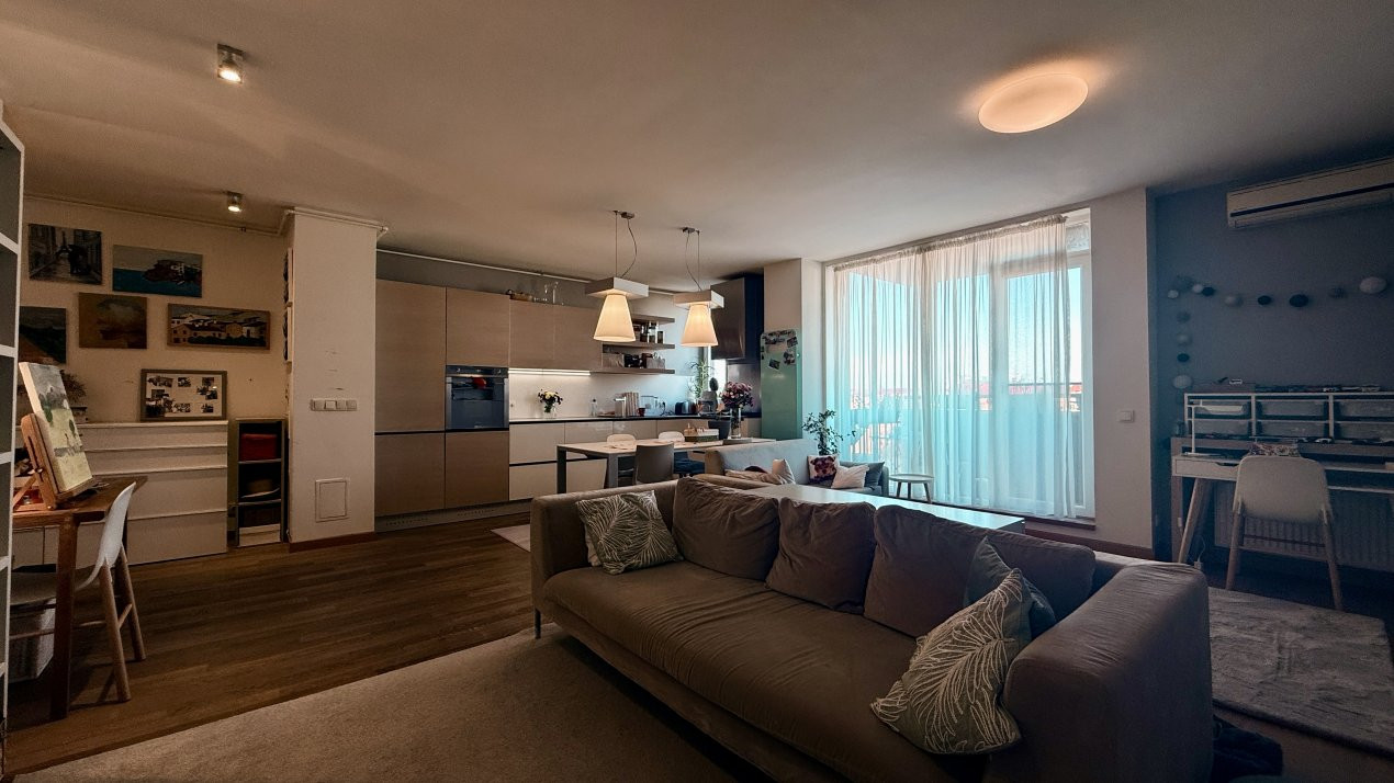 Apartament de vanzare cu 2 camere, 60 mp - zona Piata Doina 3, foxfort.ro