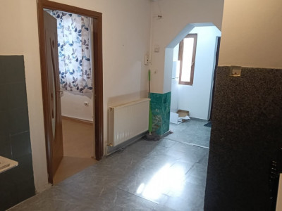 Apartament cu 2 camere la parter, prima inchiriere, zona Traian imagine mica 5, foxfort.ro