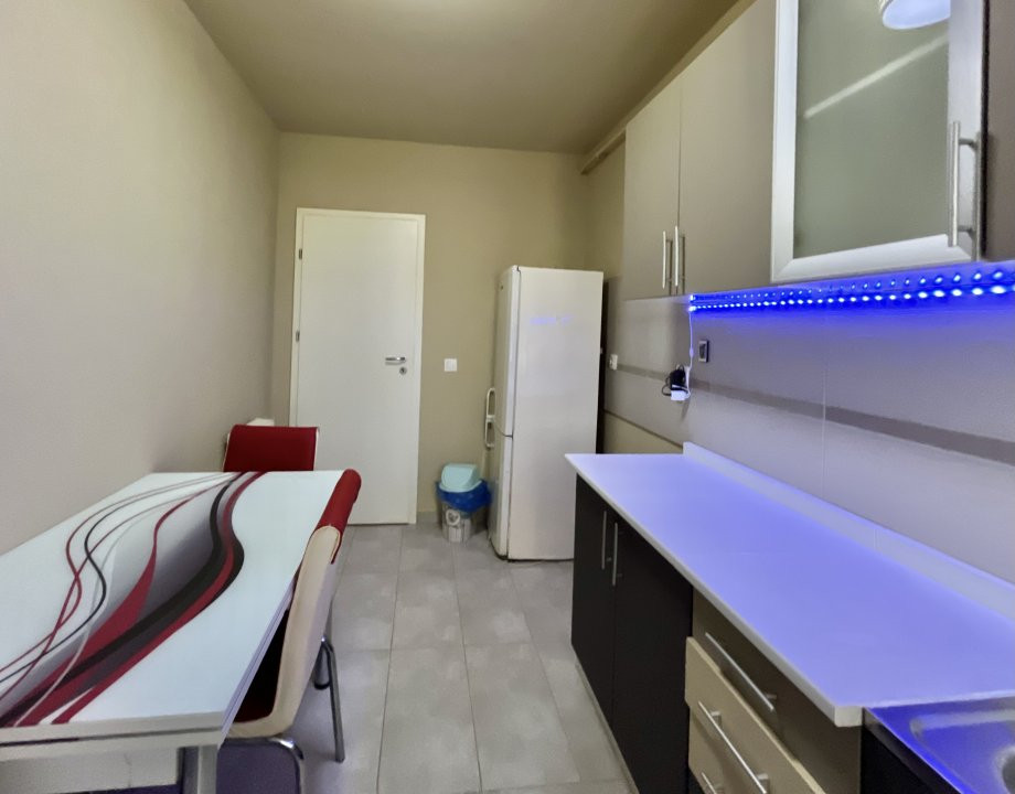 Apartament cu o camera de inchiriat zona Torontalului 9, foxfort.ro