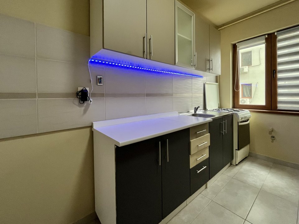 Apartament cu o camera de inchiriat zona Torontalului 10, foxfort.ro