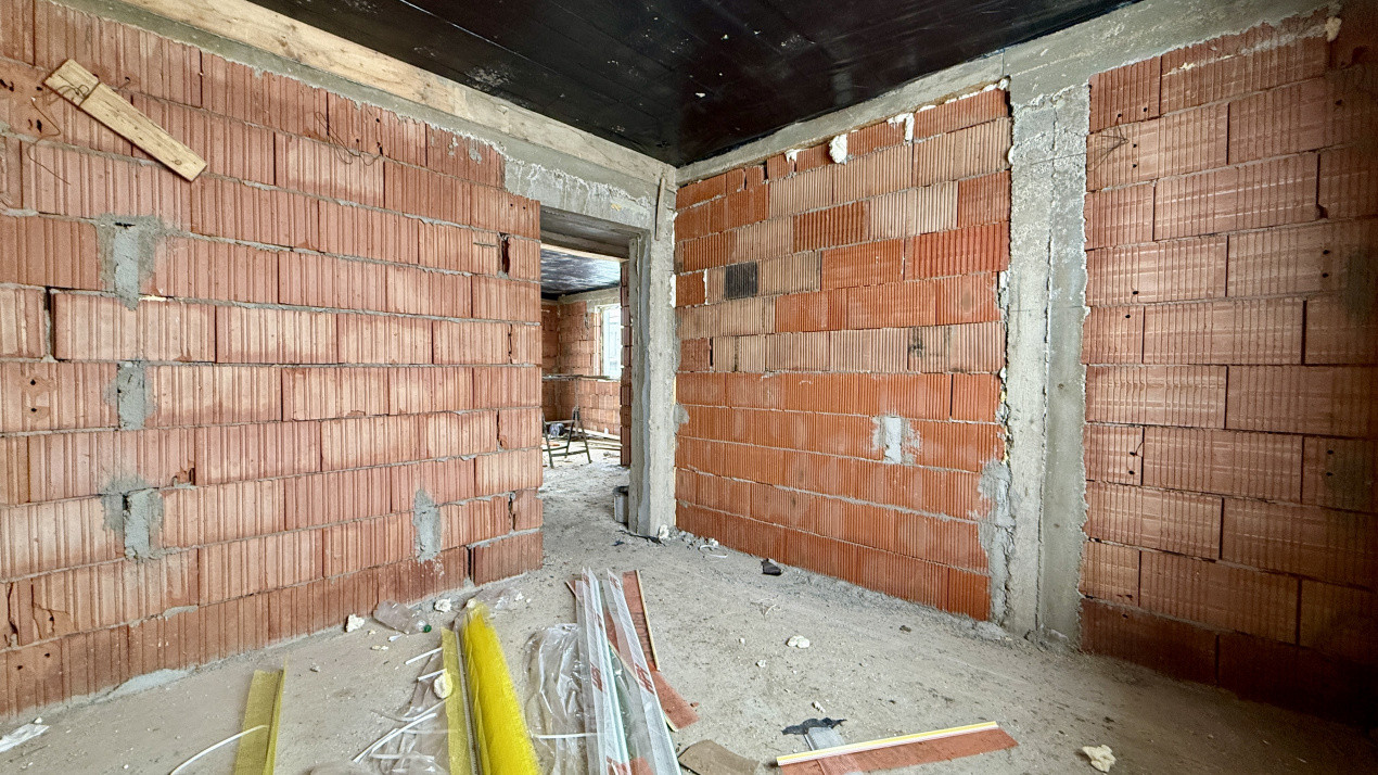 Duplex cu garaj, 4 camere si 350mp teren - Mosnita Noua, Toate utilitatile 7, foxfort.ro