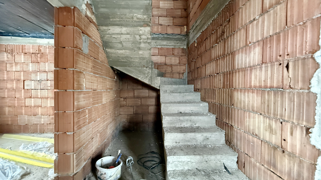 Duplex cu garaj, 4 camere si 350mp teren - Mosnita Noua, Toate utilitatile 15, foxfort.ro