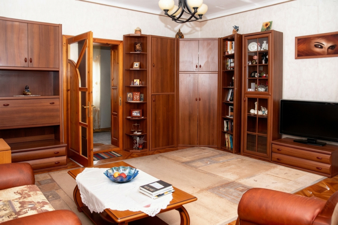 Casa individuala cu 4 camere, garaj si teren de 694 mp, zona Bujac Arad 2, foxfort.ro