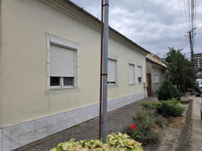 Casa individuala cu 4 camere, garaj si teren de 694 mp, zona Bujac Arad imagine mica 11, foxfort.ro