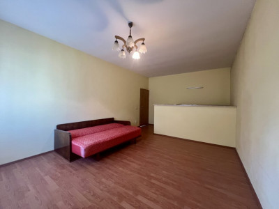 Casa individuala cu 7 camere si teren de 358 mp de vanzare, zona Girocului imagine mica 5, foxfort.ro