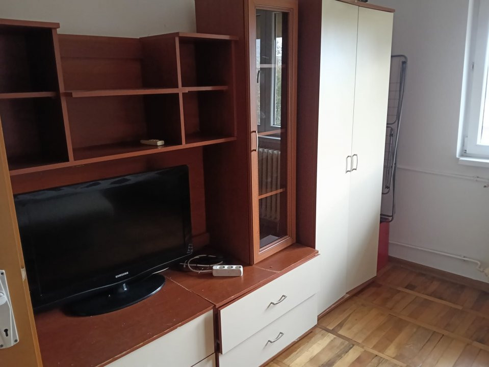 Garsoniera cu o camera de vanzare in Timisoara, zona Badea Cartan 1, foxfort.ro