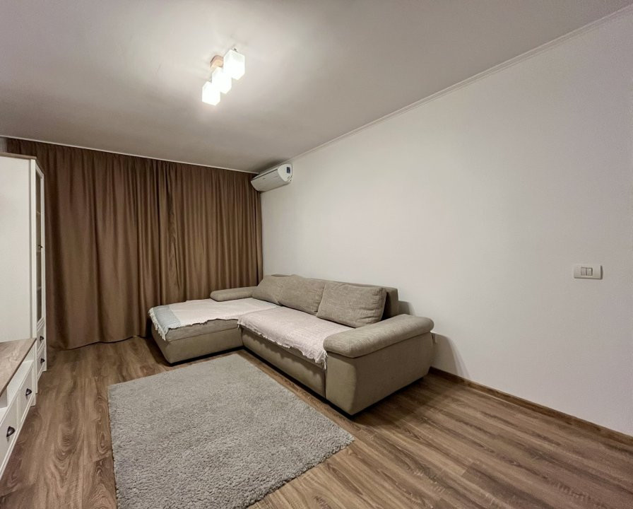 Apartament cu 3 camere de inchiriat zona Lipovei 2, foxfort.ro