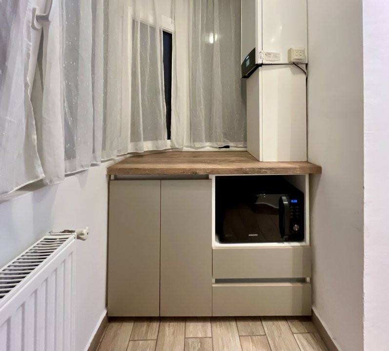 Apartament cu 3 camere de inchiriat zona Lipovei 6, foxfort.ro