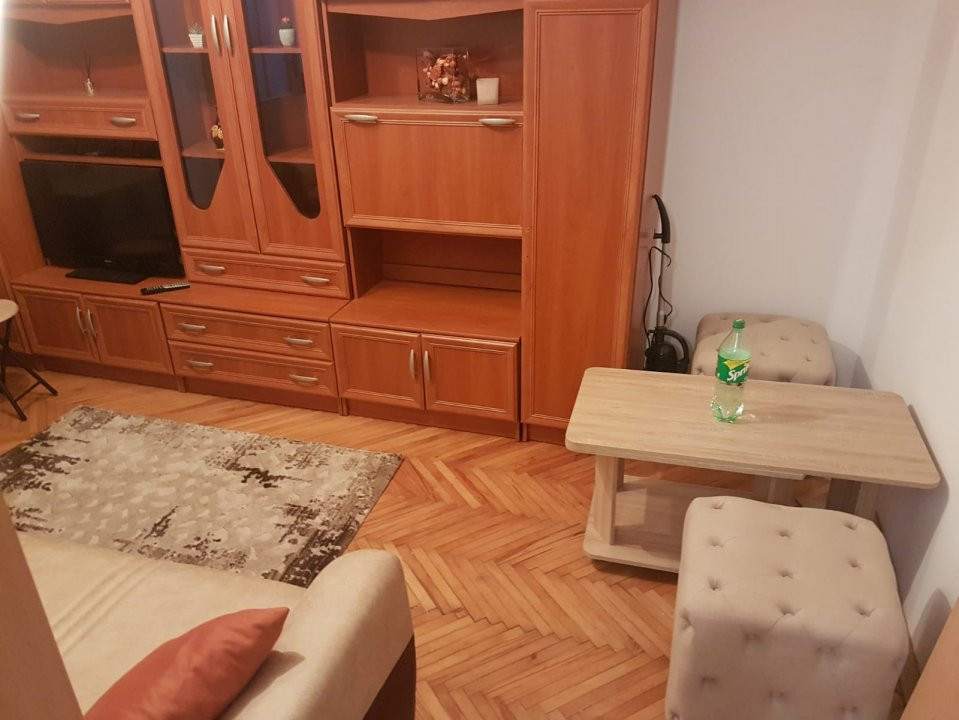 Garsoniera cu o camera, etaj 4, zona Olimpia Stadion 2, foxfort.ro