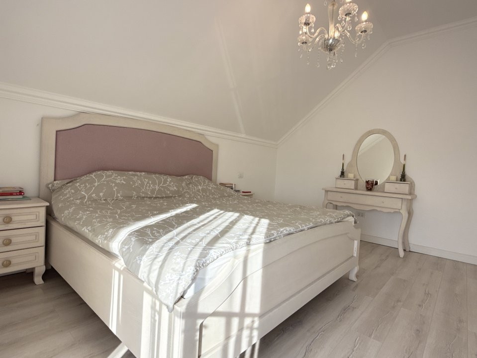 Casa individuala cu 5 camere de vanzare in localitatea Sacalaz 7, foxfort.ro