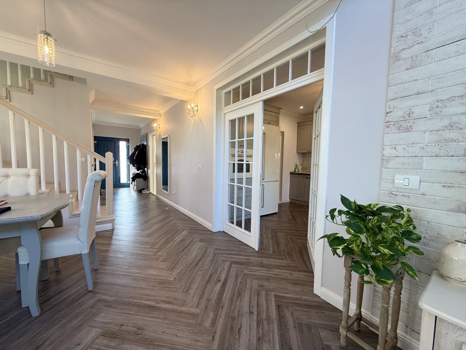 Casa individuala cu 5 camere de vanzare in localitatea Sacalaz 32, foxfort.ro