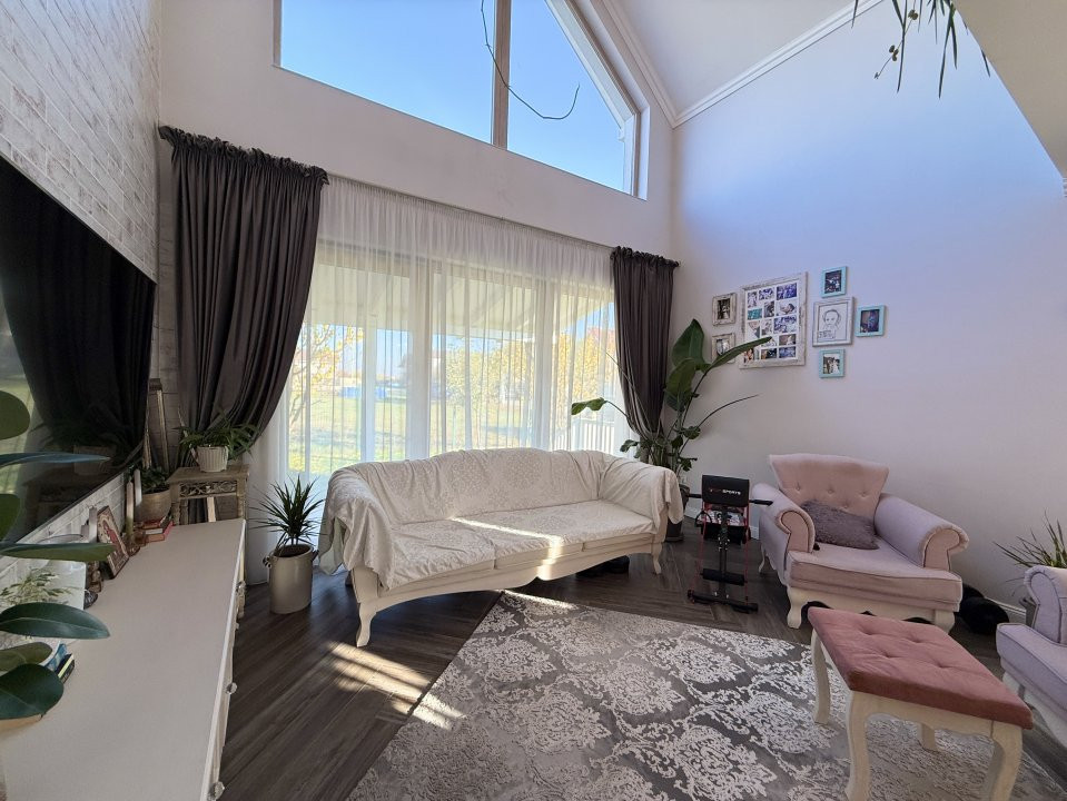 Casa individuala cu 5 camere de vanzare in localitatea Sacalaz 35, foxfort.ro