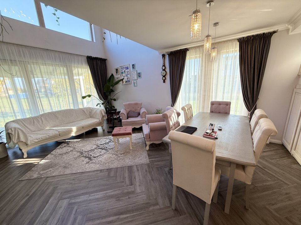 Casa individuala cu 5 camere de vanzare in localitatea Sacalaz 38, foxfort.ro