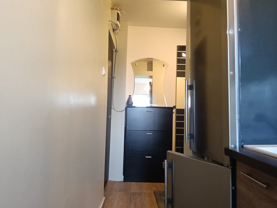 Apartament cu 2 camere de inchiriat, zona Sagului 10, foxfort.ro