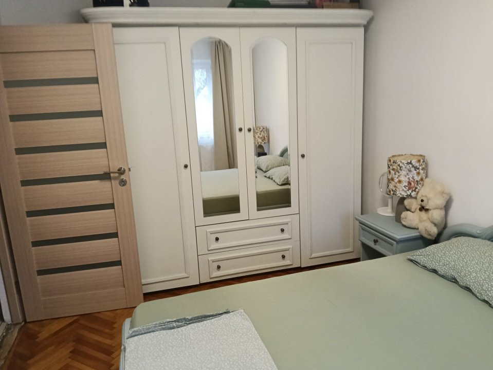 Apartament cu 2 camere + balcon de inchiriat, zona Girocului 11, foxfort.ro