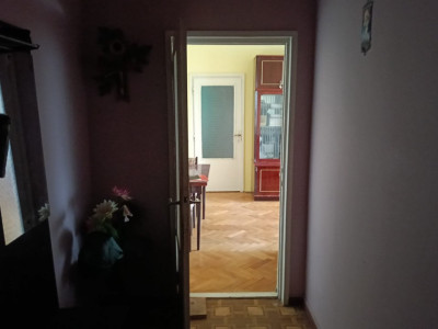 Apartament cu 3 camere de vanzare, zona Girocului imagine mica 5, foxfort.ro