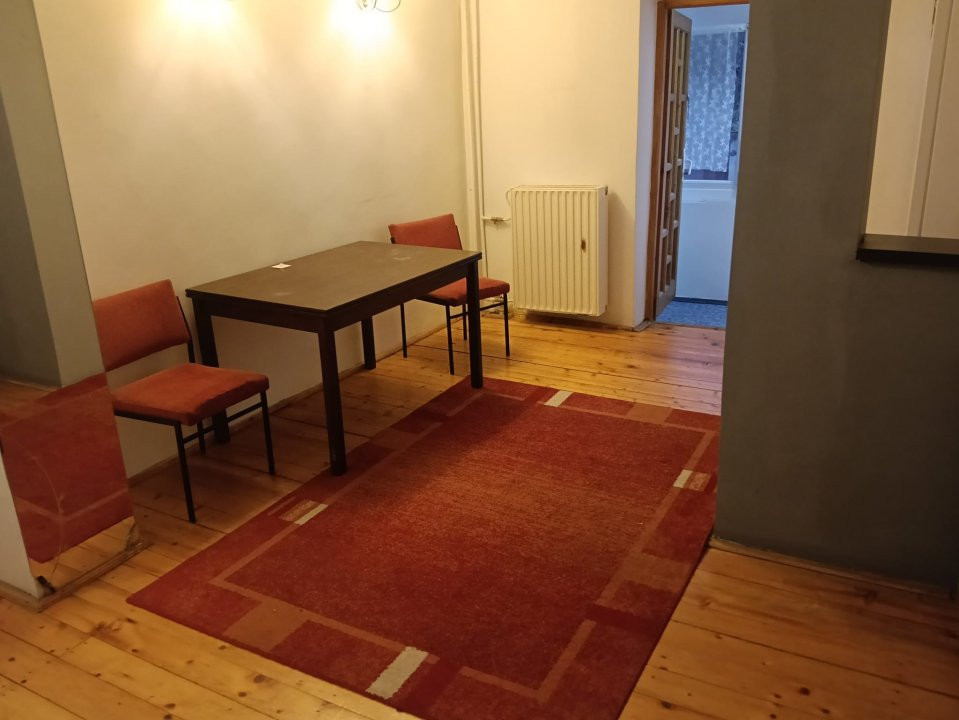 Apartament cu 2 camere de vanzare in zona Steaua 2, foxfort.ro