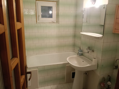 Apartament cu 2 camere de vanzare in zona Steaua imagine mica 5, foxfort.ro