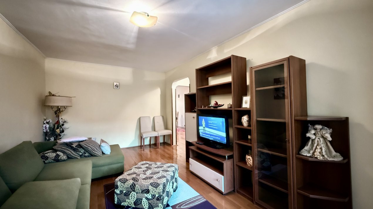 Apartament cu 4 camere, etaj 1 de inchiriat, zona Aradului 2, foxfort.ro