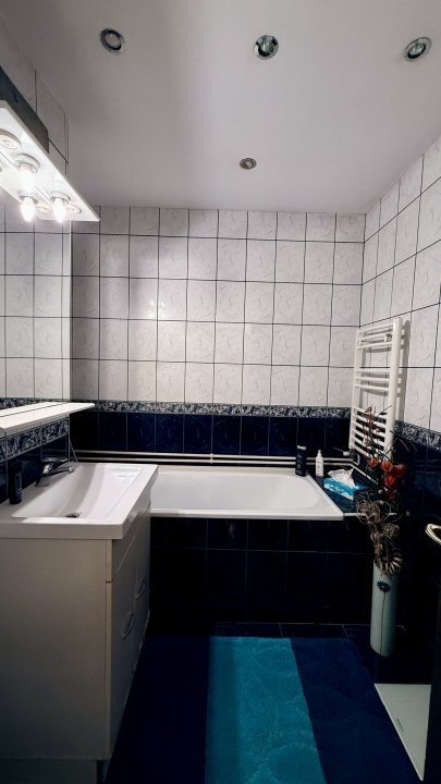 Apartament cu 4 camere, etaj 1 de inchiriat, zona Aradului 17, foxfort.ro