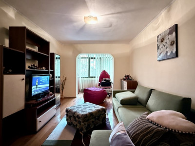 Apartament cu 4 camere, etaj 1 de inchiriat, zona Aradului imagine mica 3, foxfort.ro