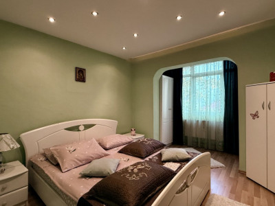 Apartament cu 4 camere, etaj 1 de inchiriat, zona Aradului imagine mica 4, foxfort.ro