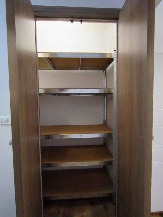 Apartament cu 3 camere de inchiriat in Timisoara in zona Lunei 11, foxfort.ro